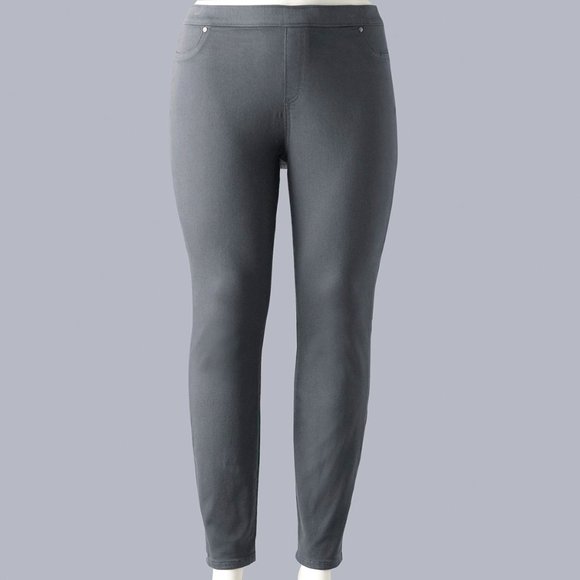 Nwt Vera Wang Midrise Stretch Denim 